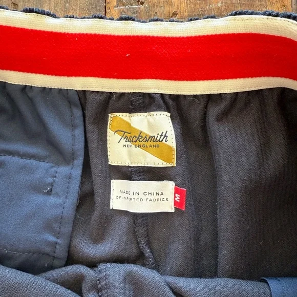 Tracksmith Cross Country Corduroy Shorts in size Medium - Picture 4 of 6